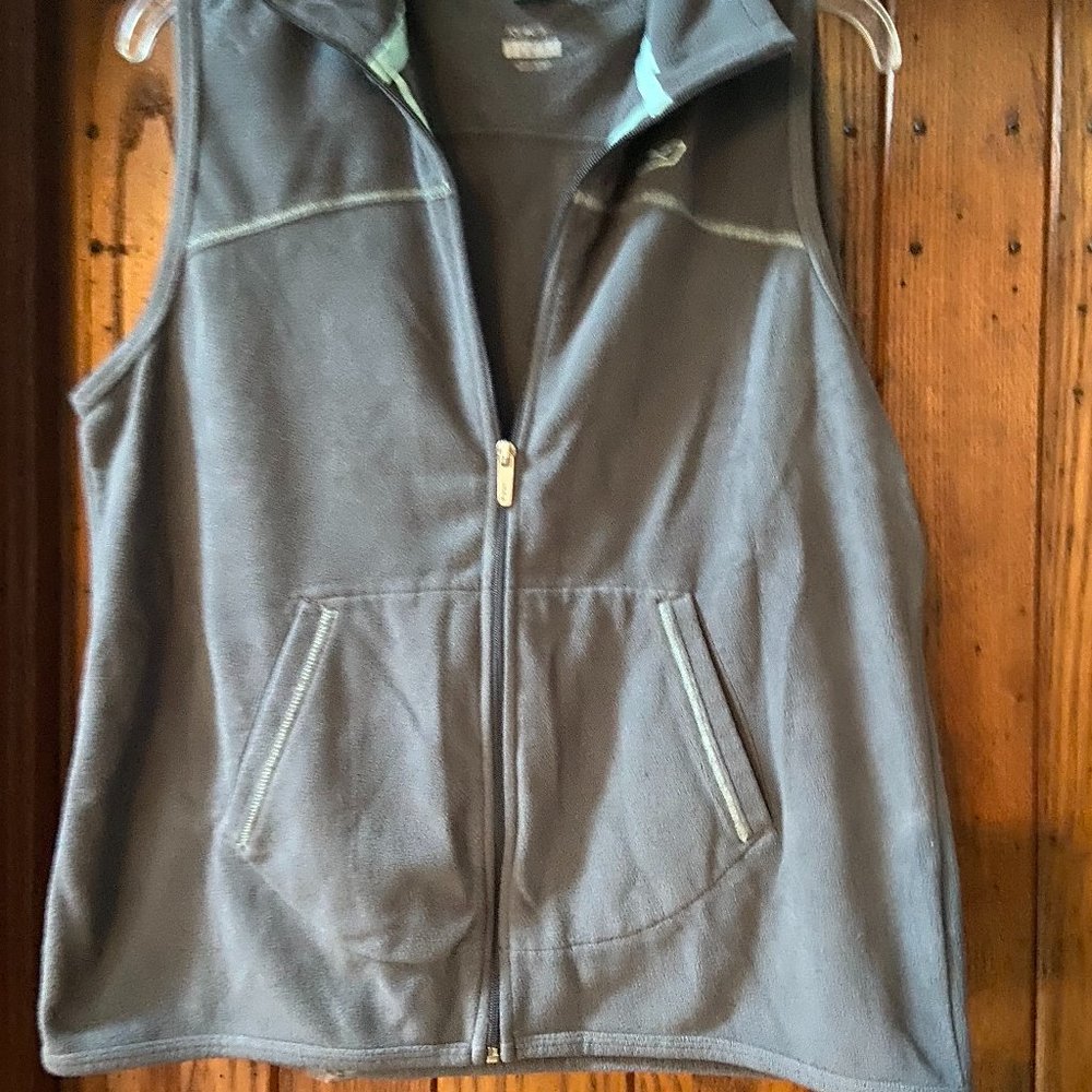 RBX fleece vest